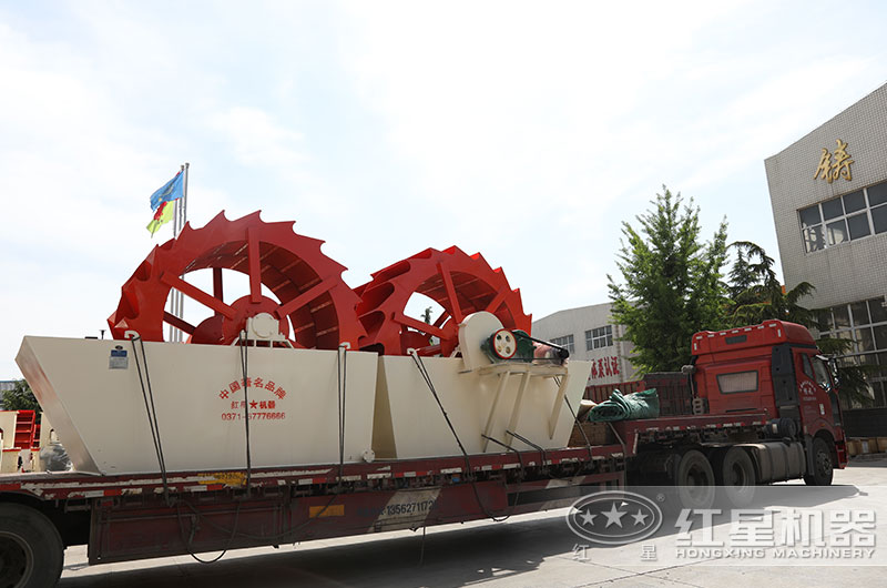 2臺設備裝車發(fā)貨