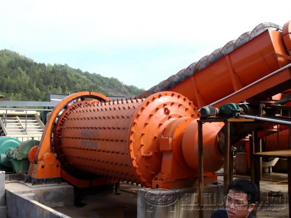 鋼渣球磨機(jī)現(xiàn)場(chǎng)試機(jī)