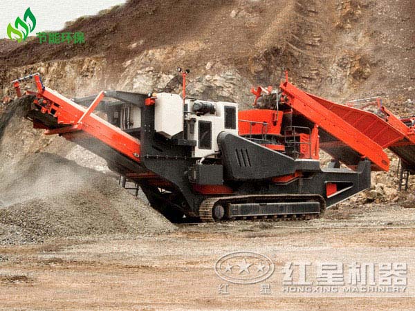 車載石子破碎機(jī)客戶現(xiàn)場圖展示
