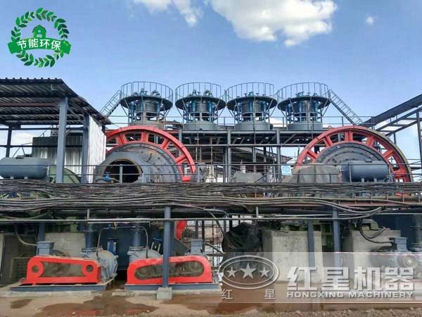 節(jié)能環(huán)保型球磨機的客戶現(xiàn)場